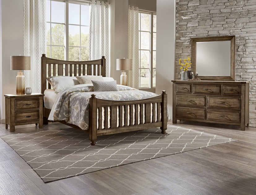 Vaughan-Bassett Maple Road King Slat Poster Bed in Maple Syrup