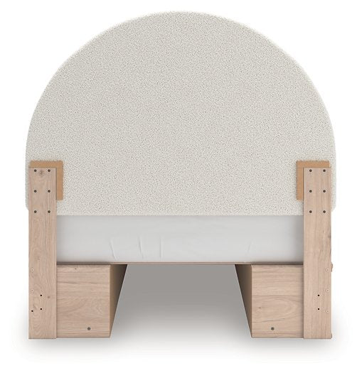 Arloster Upholstered Bed